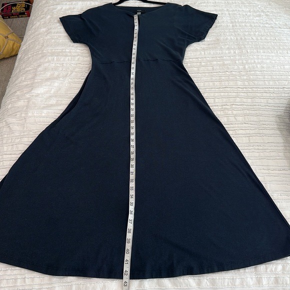 Navy Blue Tahari Keyhole Neck A-line Midi Dress, size S - Picture 3 of 7